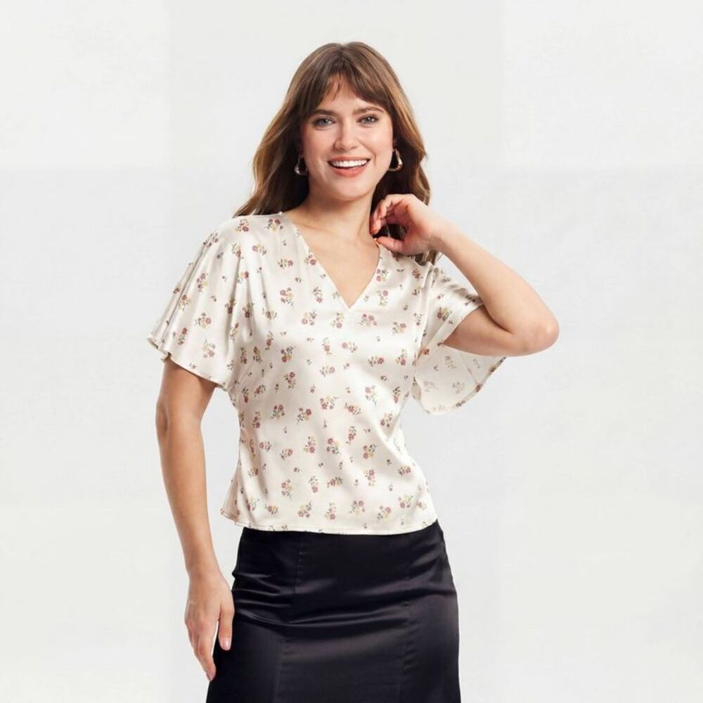 Women's Flutter Short Sleeve Tie-Back V-Neck Top - Cream Floral XXL: Cottagecore